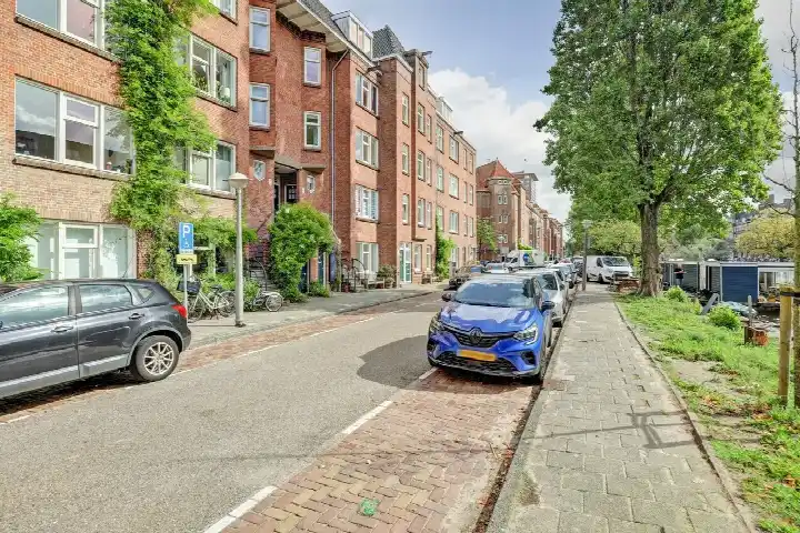 Apartment for sale: Jozef Israëlskade 17A, Cornelis Troostbuurt Amsterdam