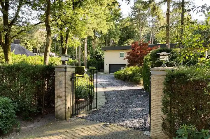 Vrijstaande woning te koop: Jozef Israëlslaan 18, Bosch en Duin Bosch En Duin