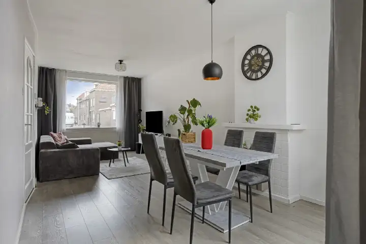 Tussenwoning te koop: Jozef Israëlsstraat 33, Schildersbuurt Zuid Tilburg