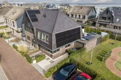 Semi-detached for sale: Jufferlaan 31, Blaricummermeent Blaricum