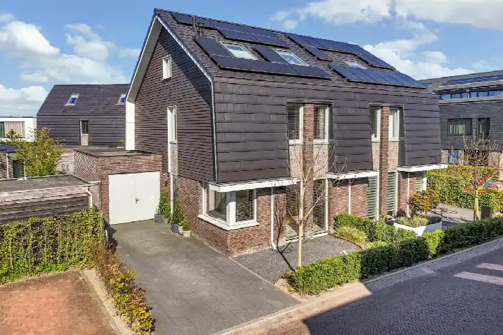 Semi-detached for sale: Jufferlaan 8, Blaricummermeent Blaricum