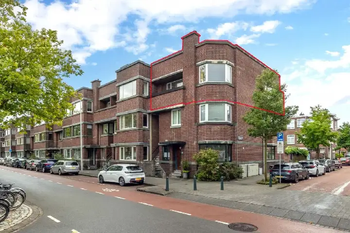 Appartement te koop: Juliana van Stolberglaan 245, Bezuidenhout-Oost 'S-Gravenhage