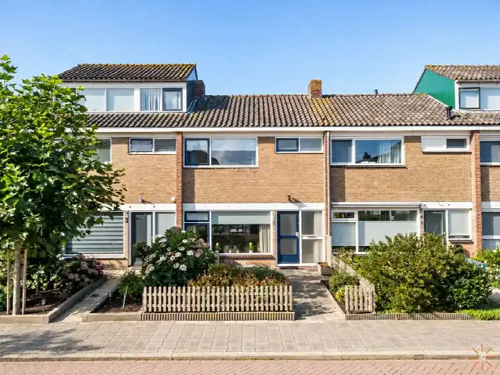 Tussenwoning te koop: Julianalaan 5, Nieuwkoop Nieuwkoop