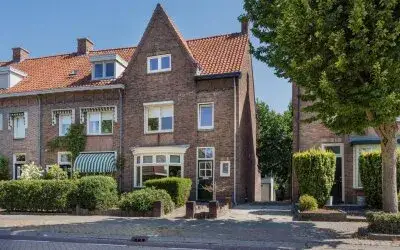 Hoekwoning te koop: Julianalaan 93, Raamsdonksveer Raamsdonksveer
