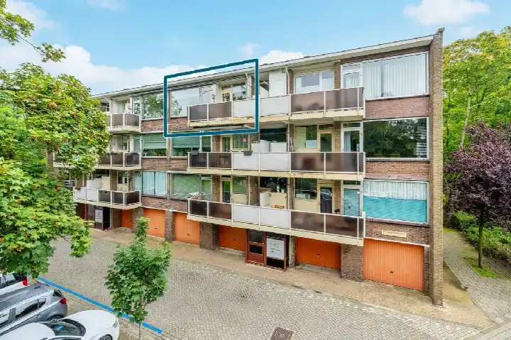 Appartement te koop: Julianaplantsoen 73, Ruimzicht Oost Diemen