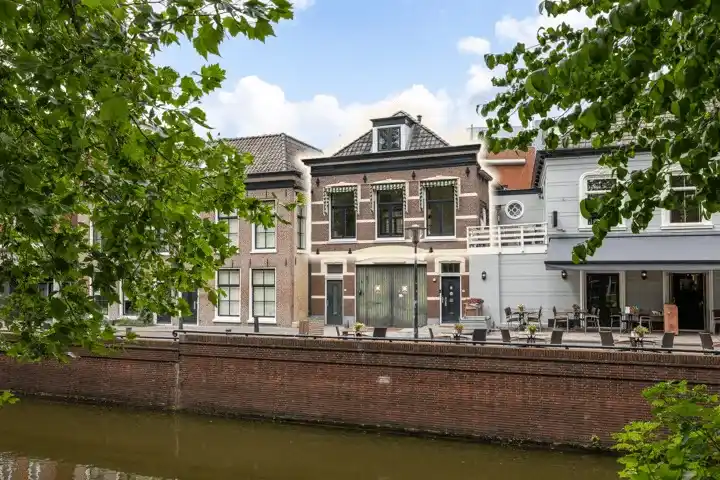 Appartement te koop: Julianastraat 73, Stationsbuurt Sneek