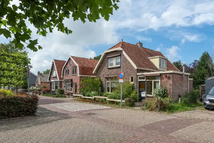 Twee-onder-één-kap te koop: Julianaweg 59, Akersloot Oost Akersloot