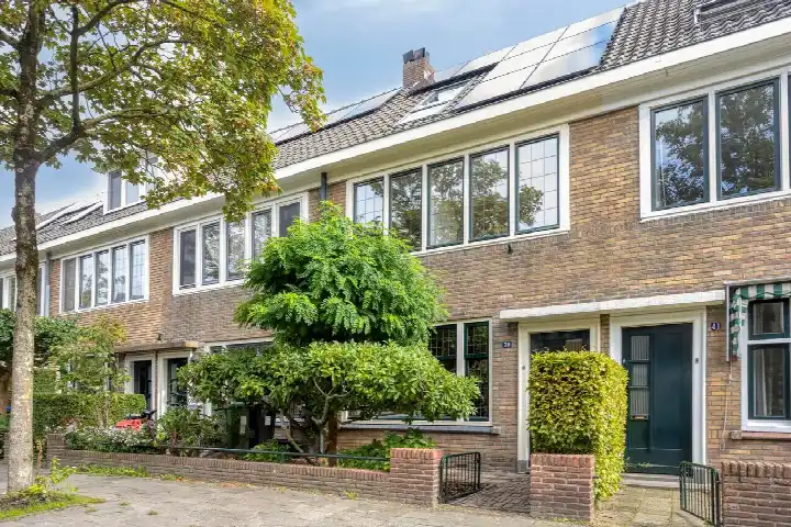 Tussenwoning te koop: Juliusstraat 39, Woensel-West Eindhoven