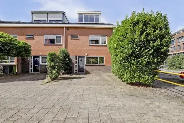 Corner house for sale: Justus van Effenpad 7, Kadenbuurt Gouda