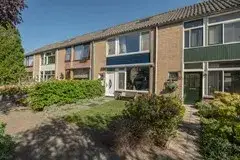 Tussenwoning te koop: Juweelstraat 52, Edelstenenbuurt Alphen Aan Den Rijn