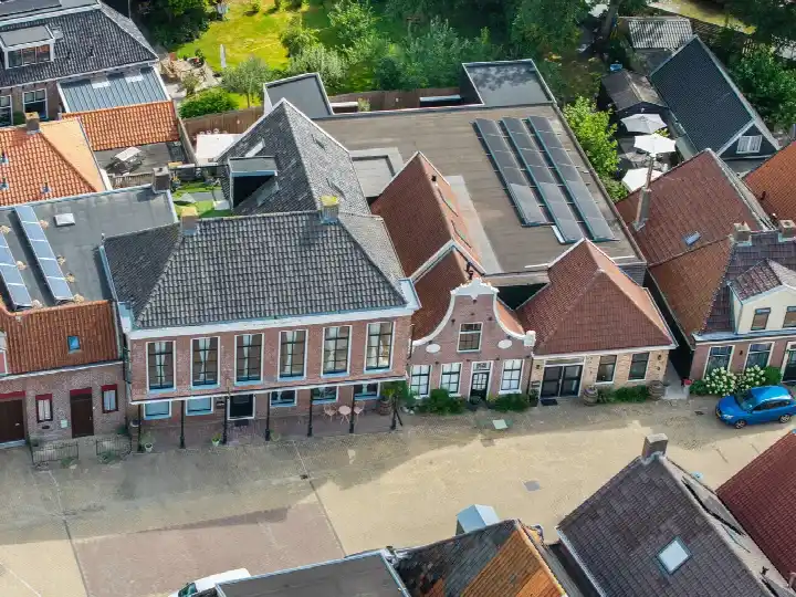 Hoekwoning te koop: Kaatsplein 7, Witmarsum Witmarsum