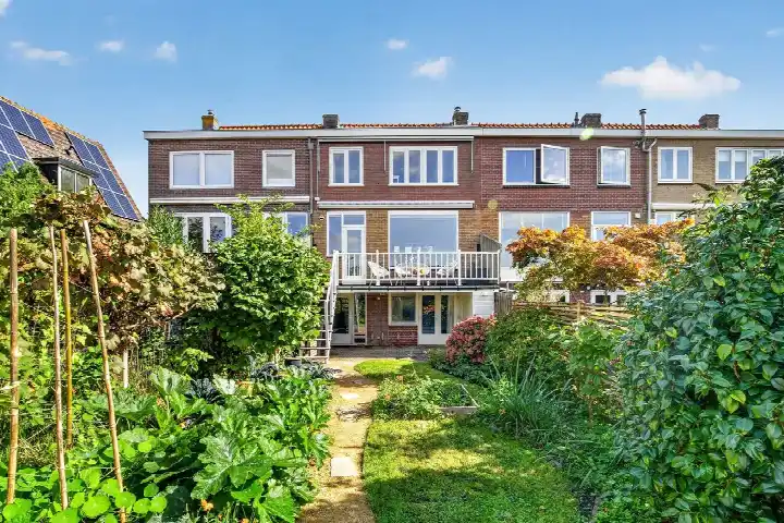Tussenwoning te koop: Kadoelenweg 220, Kadoelen Amsterdam