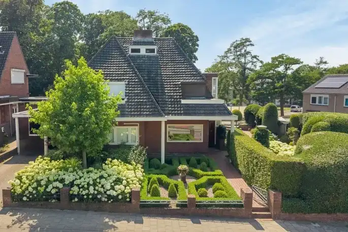Hoekwoning te koop: Kaldenkerkerweg 148, Vierpaardjes Venlo