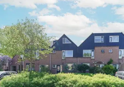 Tussenwoning te koop: Kalfjeslaan 79, Boerderijbuurt Delft