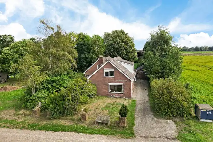 Detached house for sale: Kalkovenwijk OZ 19, Verspreide huizen Emmer-Compascuum Emmer-Compascuum