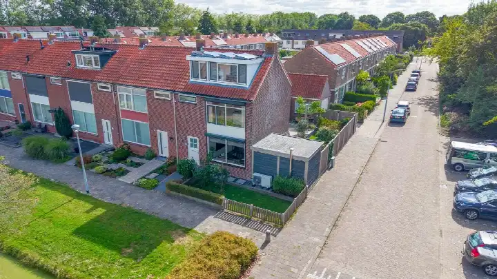 Hoekwoning te koop: Kalmoesstraat 28, Lisserbroek Lisserbroek