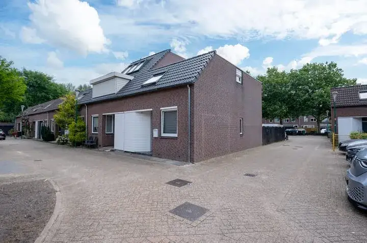 Hoekwoning te koop: Kamelenspoor 476, Kamelenspoor Maarssen