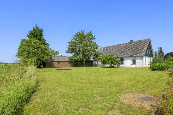 Detached house for sale: Kamervoort 28, Buitengebied Angeren Angeren