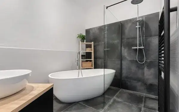 Appartement te koop: Kamperfoeliestraat 211, Heesterbuurt 'S-Gravenhage