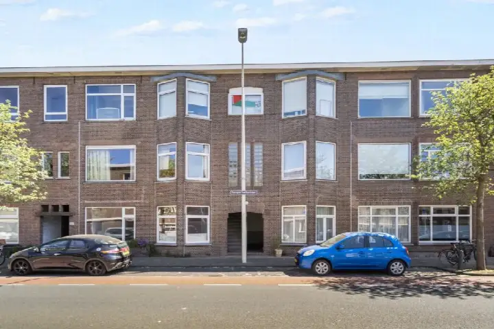 Appartement te koop: Kamperfoeliestraat 225, Heesterbuurt 'S-Gravenhage