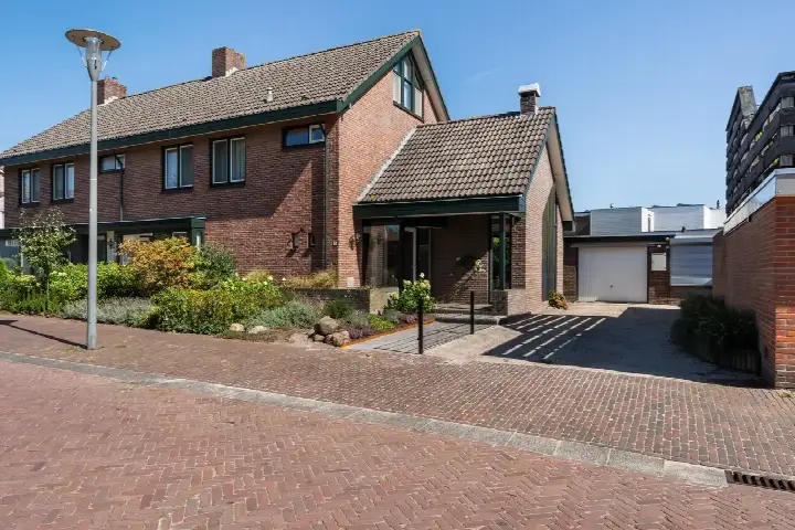 Semi-detached for sale: Kampstraat 7, Beilen Beilen