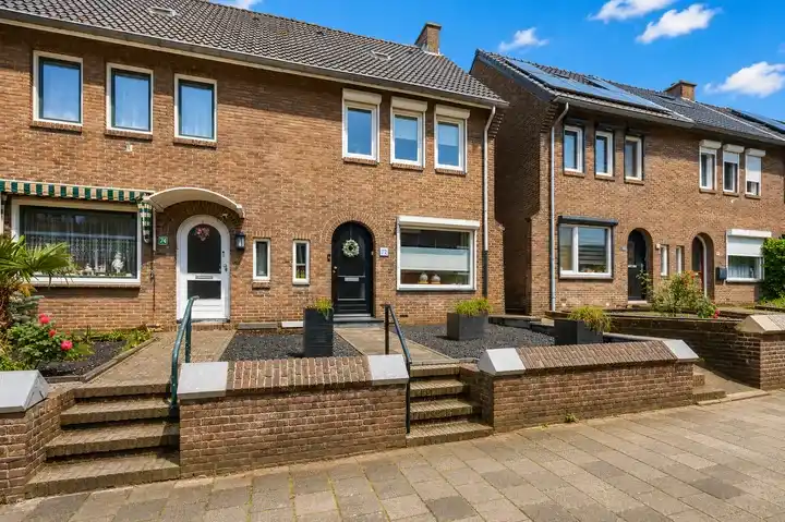Hoekwoning te koop: Kampstraat 72, Heerlerheide Kom Heerlen
