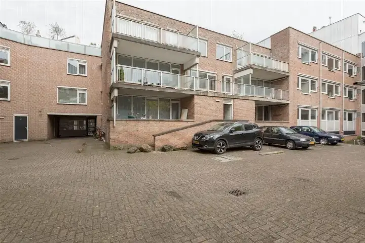 Appartement te huur: Kampstraat 9, Centrum Hilversum