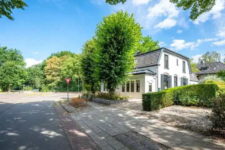 Twee-onder-één-kap te koop: Kampweg 108, Doorn-Centrum Doorn