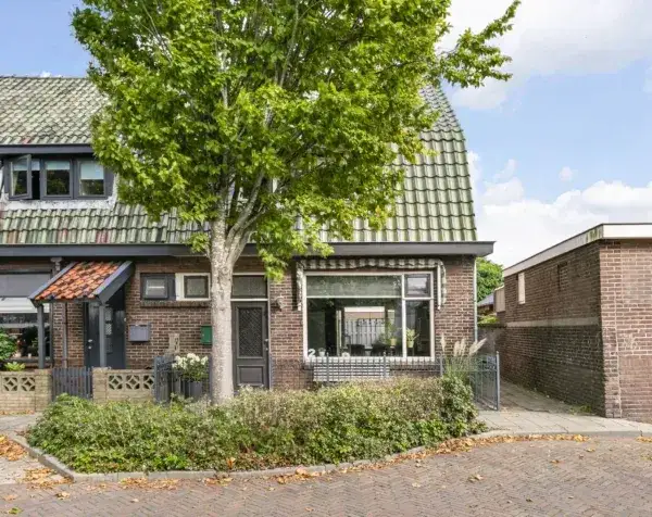 Hoekwoning te koop: Kanaalstraat 2, Friezenbuurt Maarssen