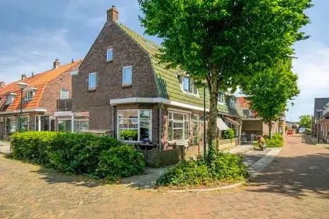 Corner house for sale: Kanaalstraat 6, Friezenbuurt Maarssen