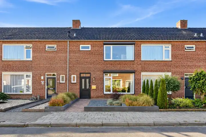 Terraced house for sale: Kanariestraat 45, Mill-West Mill