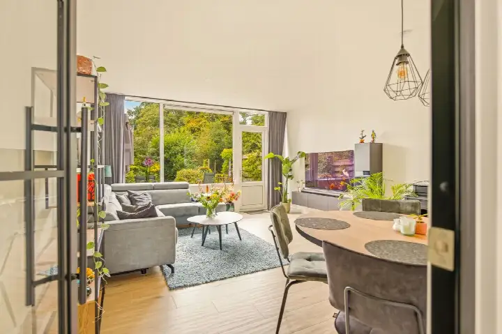 Tussenwoning te koop: Kantershof 188, Kantershof Amsterdam