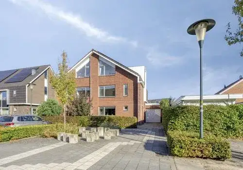 Hoekwoning te koop: Kantonnier 9, Lanenbuurt Elst