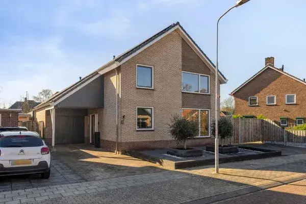 Vrijstaande woning te koop: Kanunnik de Vriesstraat 6, Ulft-Noord Ulft