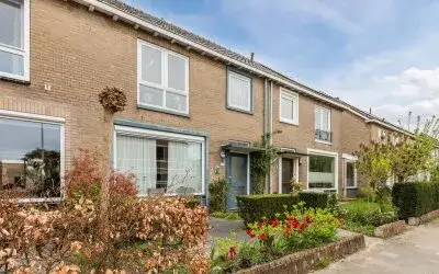 Tussenwoning te koop: Kanunnik van Osstraat 53, Brakkenstein Nijmegen