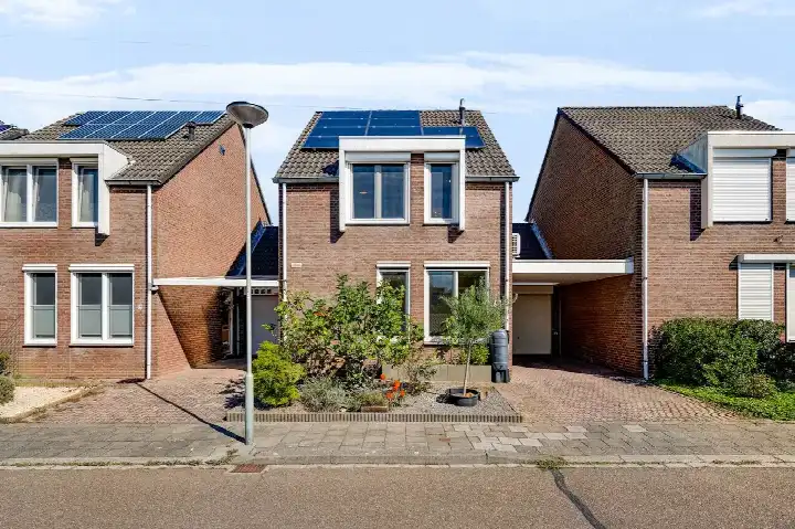 Tussenwoning te koop: Kapelaan Wijnensingel 60, Beek Beek (Li)