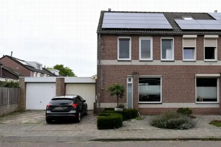 Hoekwoning te koop: Kapelaan Wijnensingel 99, Beek Beek