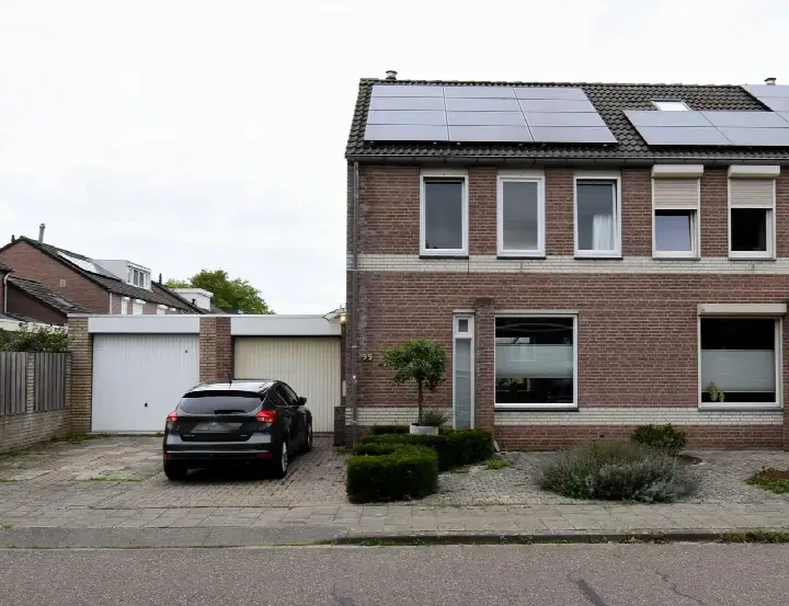 Hoekwoning te koop: Kapelaan Wijnensingel 99, Beek Beek (Li)