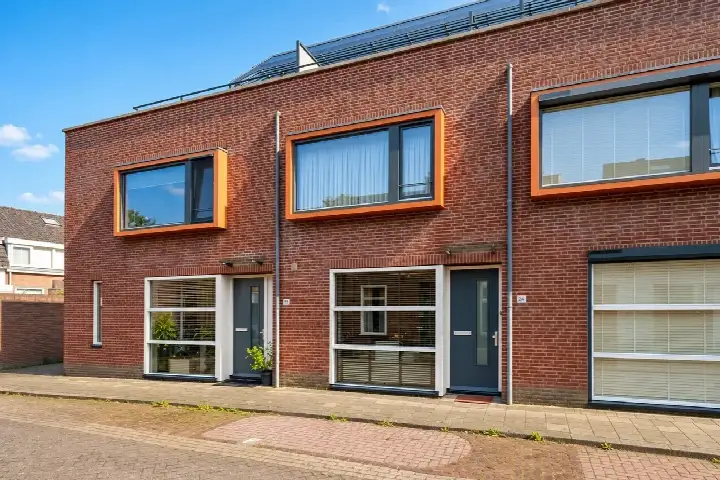 Terraced house for sale: Kapelstraat 26B, Goirke Noord Tilburg