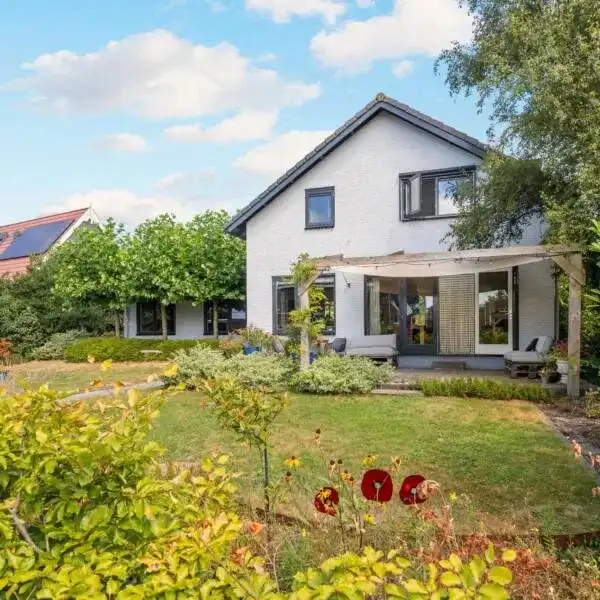 Vrijstaande woning te koop: Kapelweg 23, Limmen West Limmen