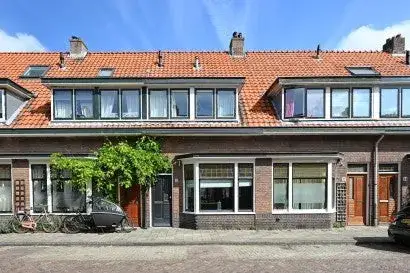 Tussenwoning te koop: Kapteynstraat 10, Professorenwijk-West Leiden