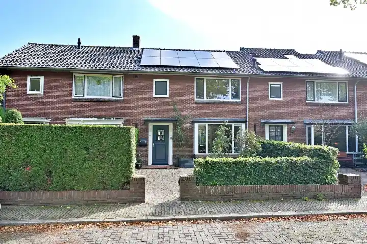 Tussenwoning te koop: Karel Doormanlaan 78, De Noord Huizen
