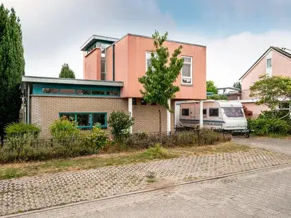 Vrijstaande woning te koop: Karmijnstraat 5, Regenboogbuurt West Almere