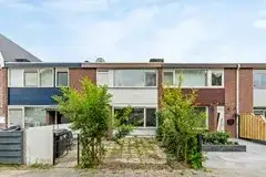 Terraced house for sale: Karwijstraat 54, Hoogvliet Noord Hoogvliet Rotterdam