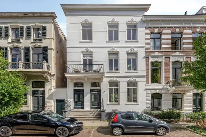 Apartment for sale: Kastanjelaan 11, Spijkerbuurt Arnhem