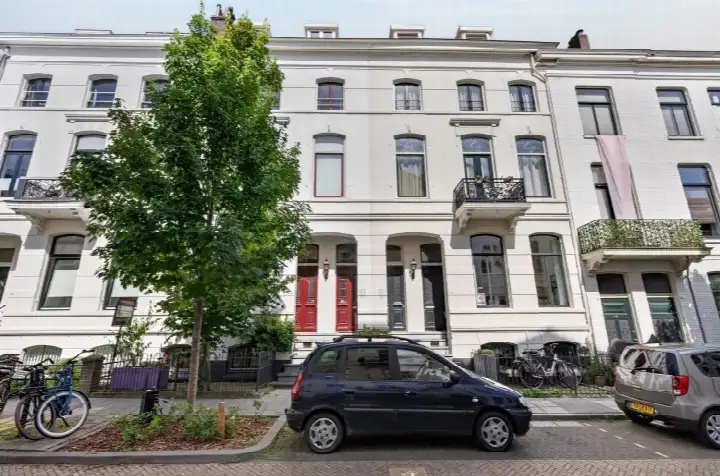 Apartment for sale: Kastanjelaan 23-2, Spijkerbuurt Arnhem