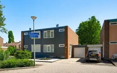 Terraced house for sale: Kasteel Malborghstraat 3, Kastelenbuurt Roermond