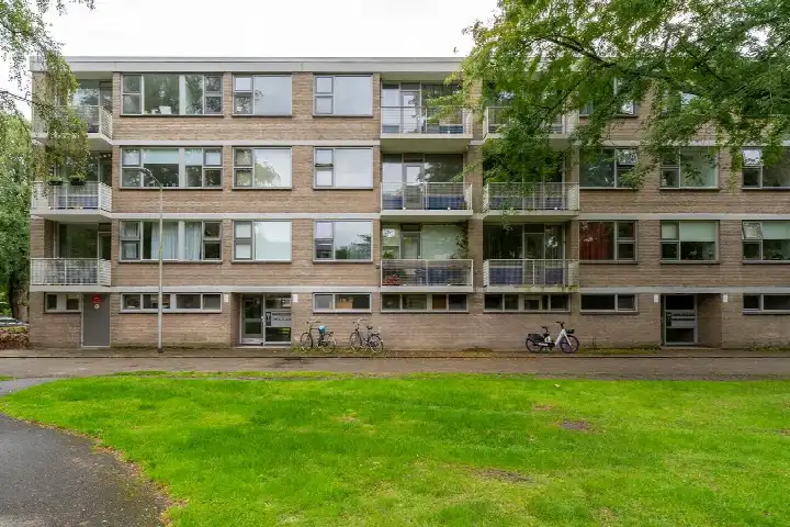 Appartement te koop: Kasteel Nijenrodestraat 199, Kastelenbuurt Noord Tilburg