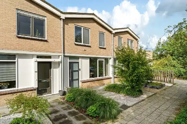 Terraced house for sale: Kattebos 104, De Greiden Heerenveen