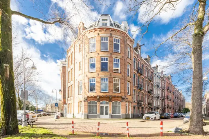 Apartment for sale: Kazernestraat 26D, Alexanderplein e.o. Amsterdam